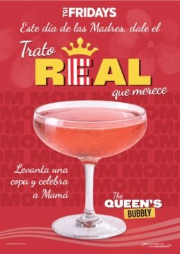 Poster de TGI Fridays Tijuana para el D&iacute;a de las Madres con el c&oacute;ctel rosado 